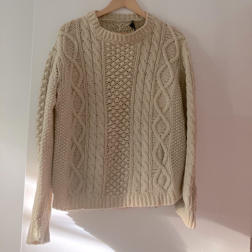 Cream unisex wool braids sweater size M
